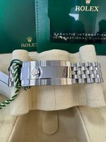 Load image into Gallery viewer, Rolex GMT-Master II &quot;Batman&quot; 2024 126710BLNR Jubilee
