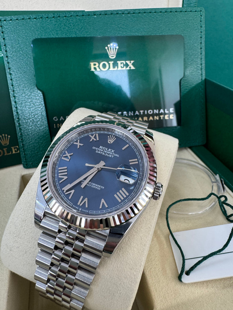 Rolex Datejust 41mm 126334 2026 Green Bright Blue Dial Jubilee