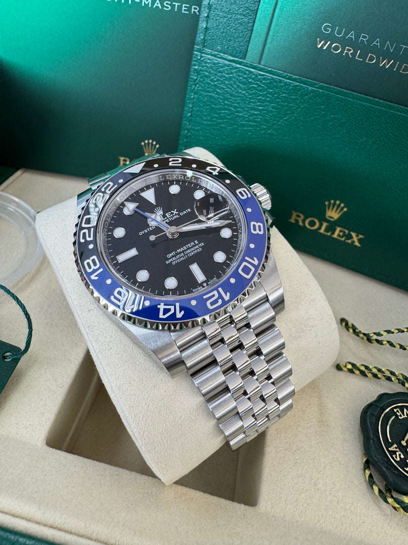 Rolex GMT-Master II "BatGirl" 2026 126710BLNR Jubilee New Wood Card