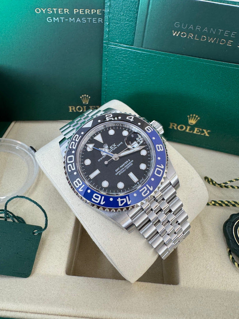 Rolex GMT-Master II "BatGirl" 2026 126710BLNR Jubilee New Wood Card