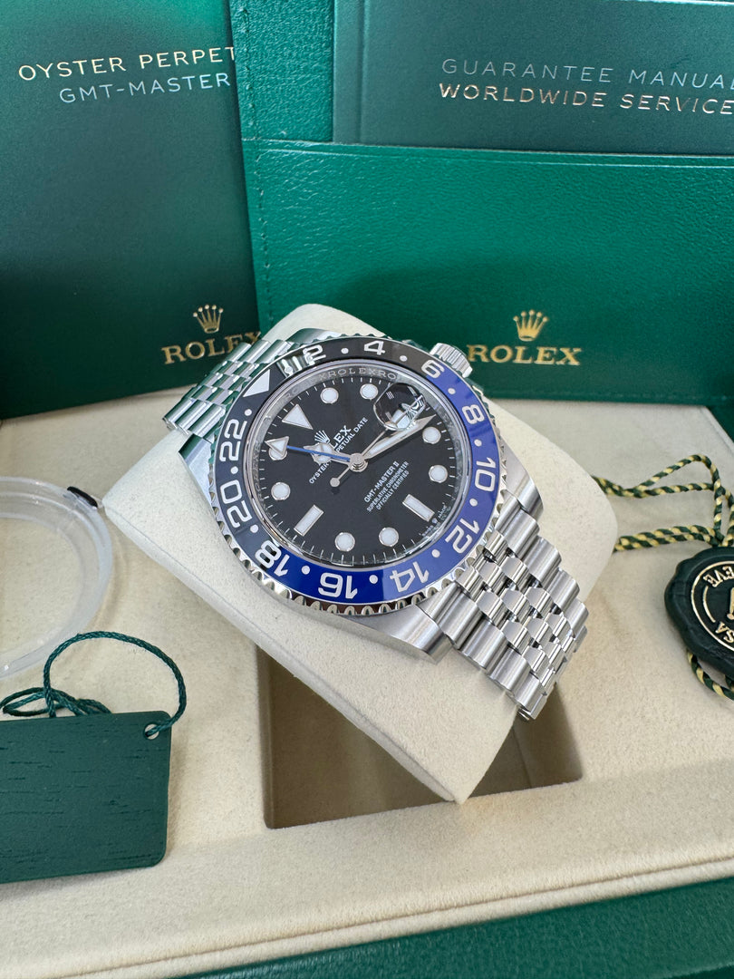 Rolex GMT-Master II "BatGirl" 2026 126710BLNR Jubilee New Wood Card