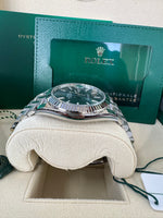 Load image into Gallery viewer, Rolex Datejust 41mm 126334 2024 Green Dial Jubilee
