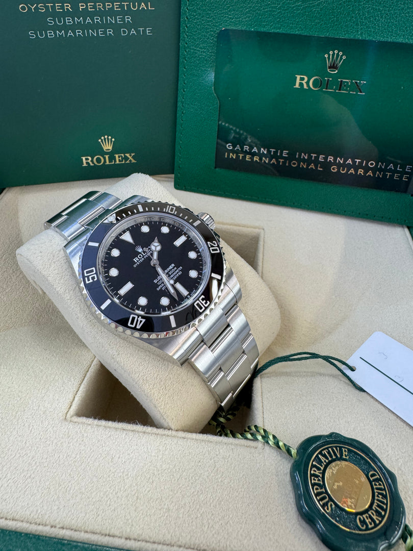 Rolex Submariner (No Date) 124060 2024