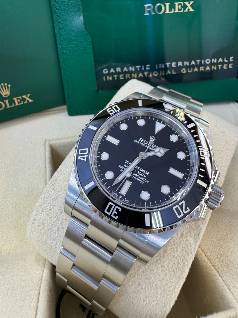 Rolex Submariner (No Date) 124060 2024