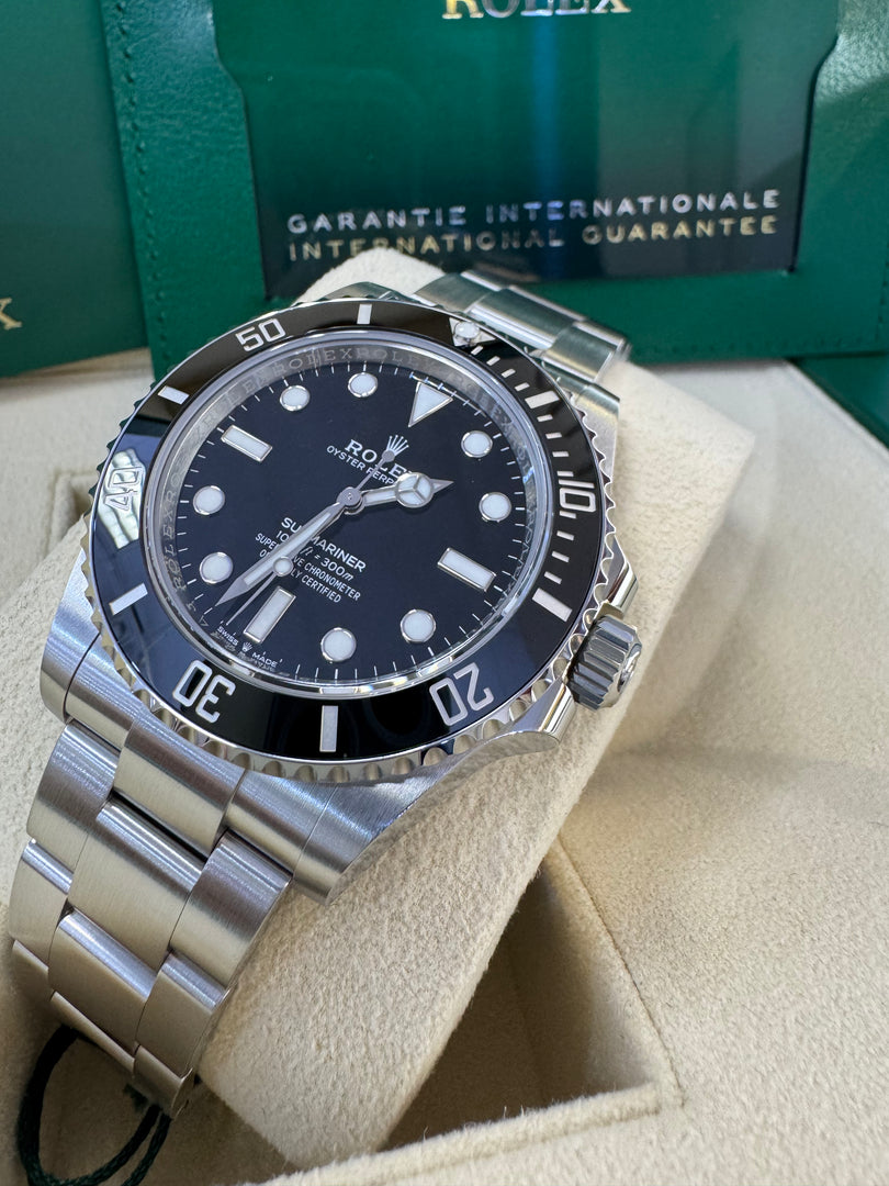 Rolex Submariner (No Date) 124060 2024