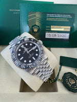 Load image into Gallery viewer, Rolex GMT-Master II "Bruce Wayne" 2026 126710GRNR Jubilee