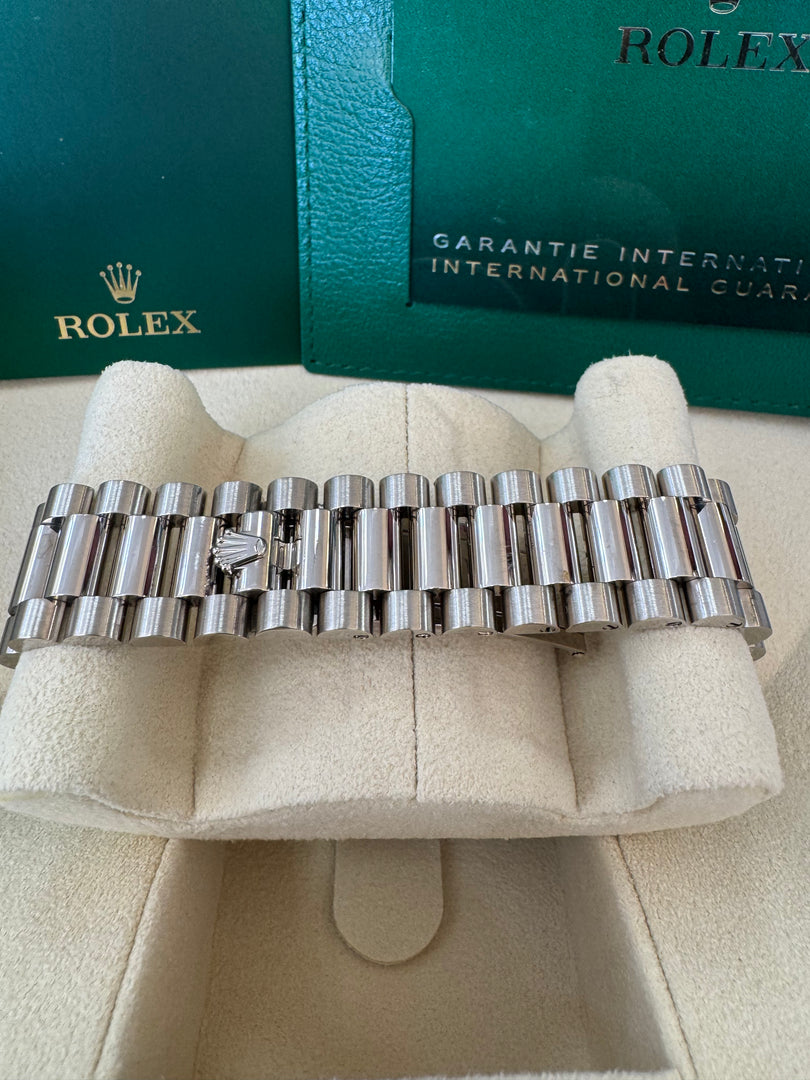 Rolex Day-Date 40 2023 Olive Dial 228239