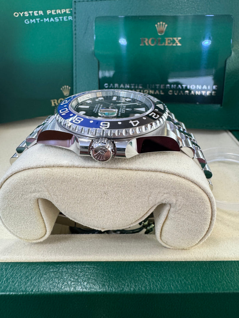 Rolex GMT-Master II "BatGirl" 2025 126710BLNR Jubilee