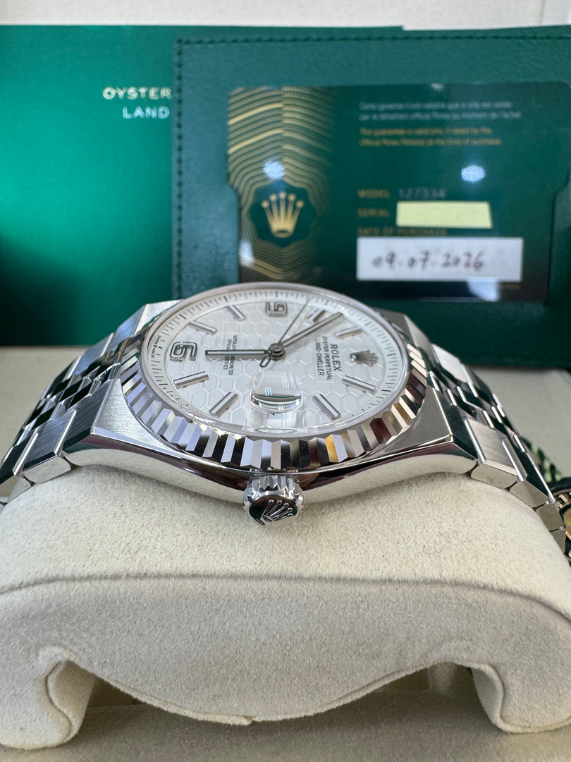 Rolex Land-Dweller 40mm 127334 2026 Silver Honeycomb Dial