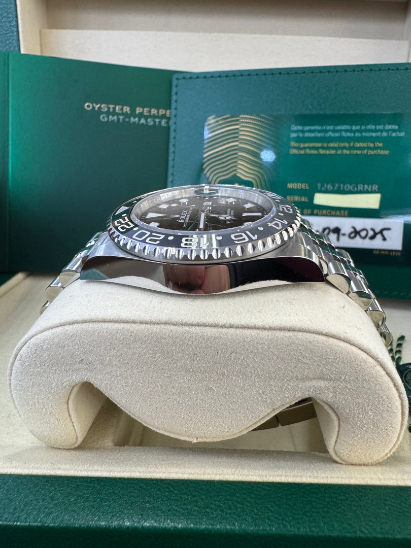 Rolex GMT-Master II "Bruce Wayne" 2025 126710GRNR Jubilee