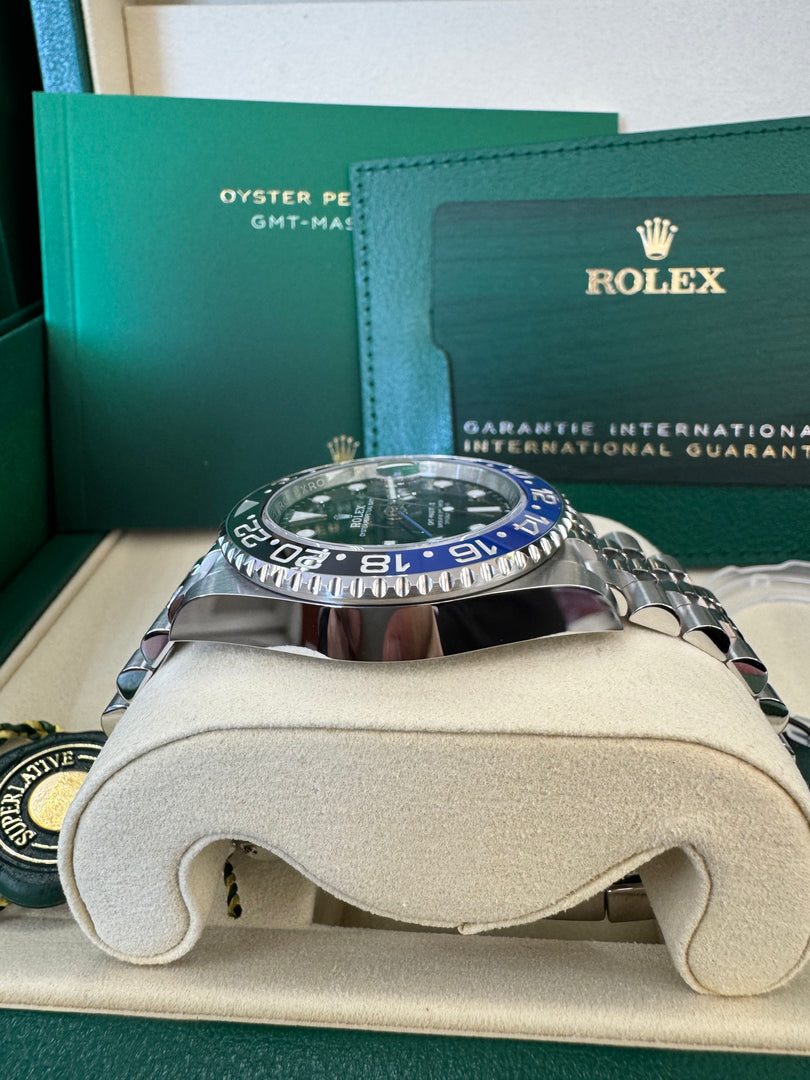 Rolex GMT-Master II "BatGirl" 2026 126710BLNR Jubilee WoodCard