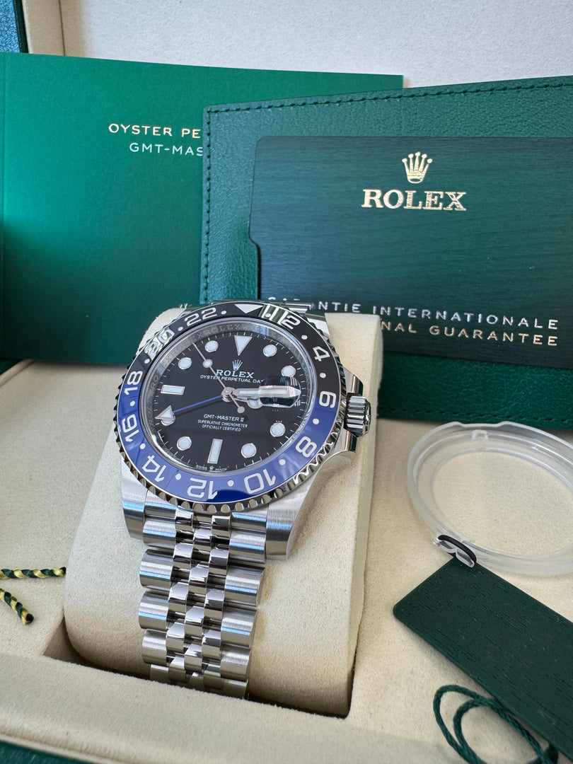 Rolex GMT-Master II "BatGirl" 2026 126710BLNR Jubilee WoodCard