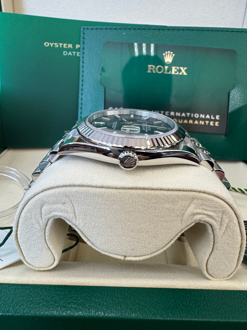 Rolex Datejust 41mm 126334 2026 Blue Index Dial Jubilee
