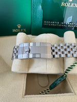 Load image into Gallery viewer, Rolex GMT-Master II &quot;Pepsi&quot; 2025 126710BLRO Jubilee
