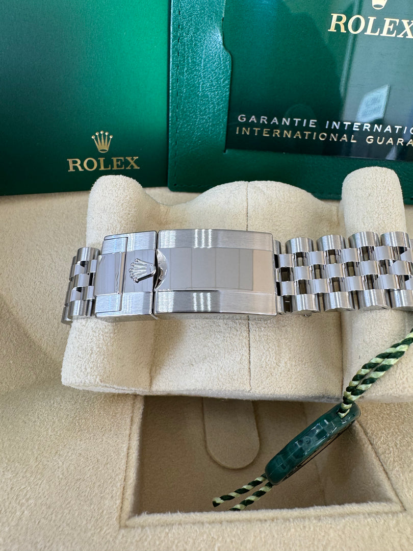 Rolex GMT-Master II "Pepsi" 2025 126710BLRO Jubilee
