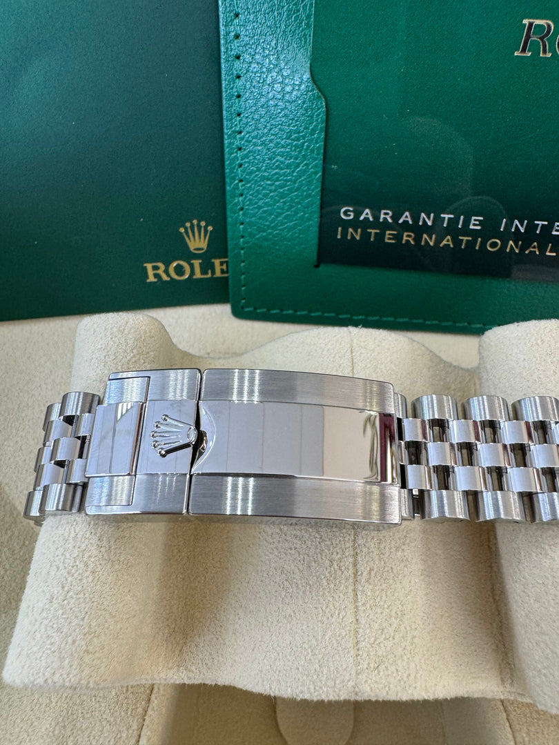 Rolex GMT-Master II "BatGirl" 2024 126710BLNR Jubilee