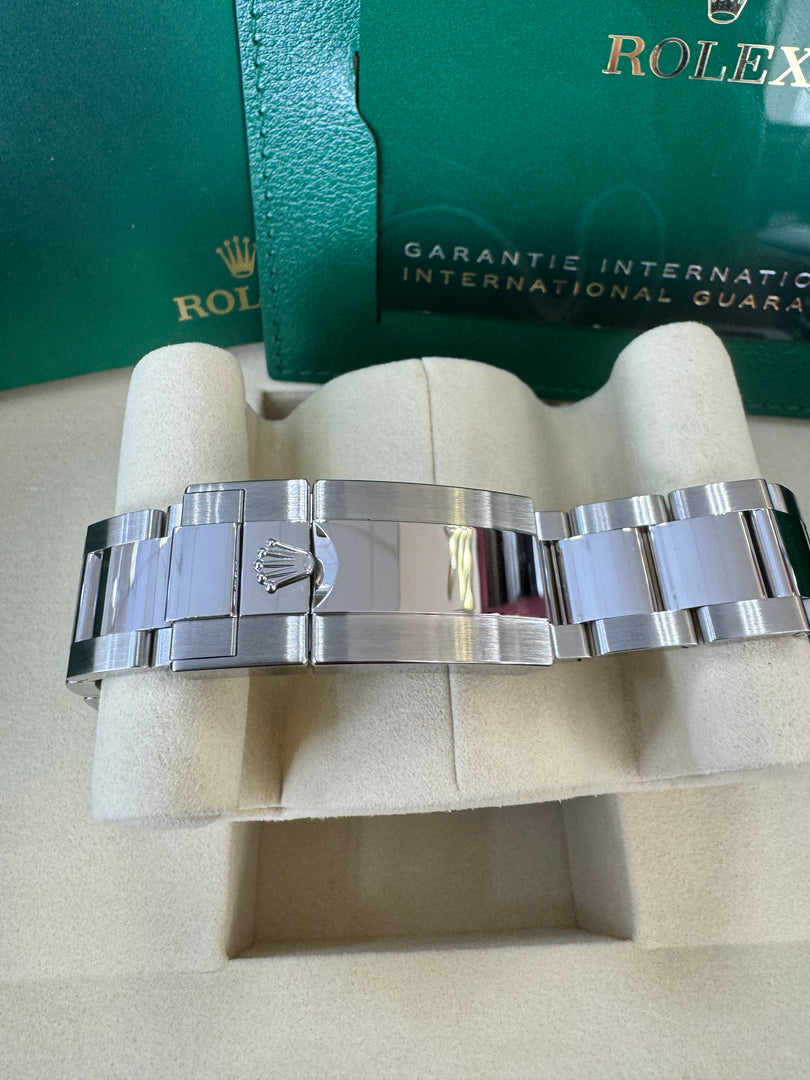 Rolex Daytona 126500LN 2025 "Panda" New Release