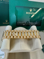 Load image into Gallery viewer, Rolex Day-Date 40 2025 Green &quot;Money Dial&quot; 228238
