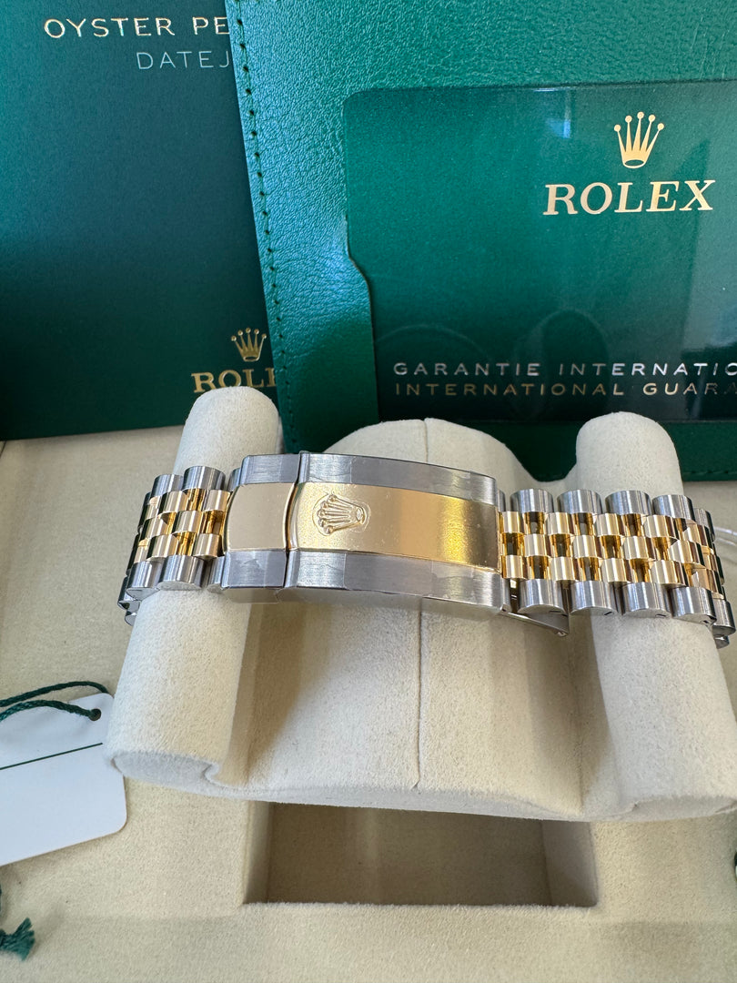 Rolex Datejust 41 Champagne Index Dial 126333 2025 Jubilee