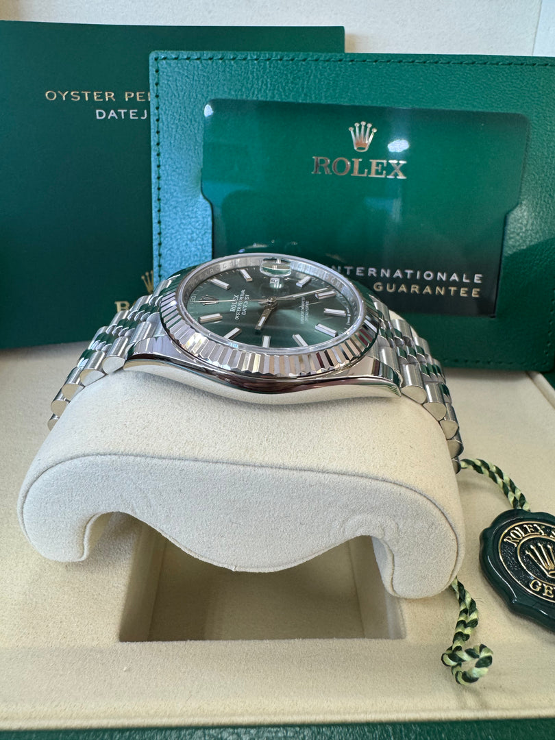 Rolex Datejust 41mm 126334 2025 Mint Green Dial Jubilee