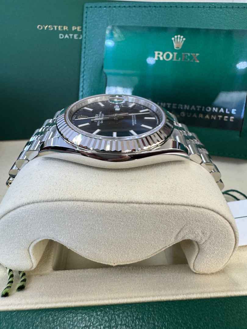 Rolex Datejust 41mm 126334 2025 Blue Index Dial Jubilee