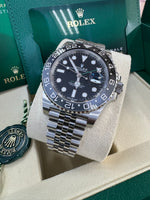 Load image into Gallery viewer, Rolex GMT-Master II &quot;Bruce Wayne&quot; 2025 126710GRNR Jubilee
