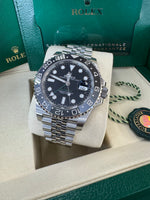 Load image into Gallery viewer, Rolex GMT-Master II &quot;Bruce Wayne&quot; 2025 126710GRNR Jubilee
