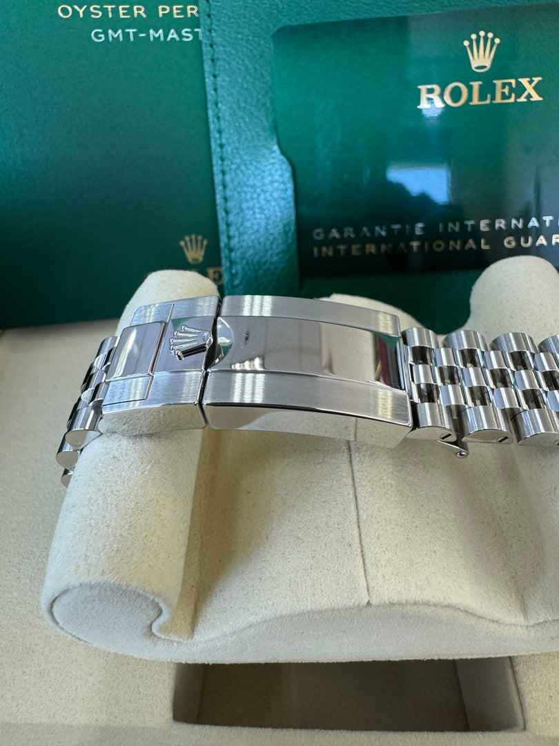 Rolex GMT-Master II "Pepsi" 2025 126710BLRO Jubilee