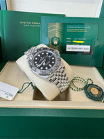 Load image into Gallery viewer, Rolex GMT-Master II &quot;Bruce Wayne&quot; 2025 126710GRNR Jubilee
