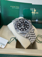 Load image into Gallery viewer, Rolex GMT-Master II &quot;Bruce Wayne&quot; 2025 126710GRNR Jubilee
