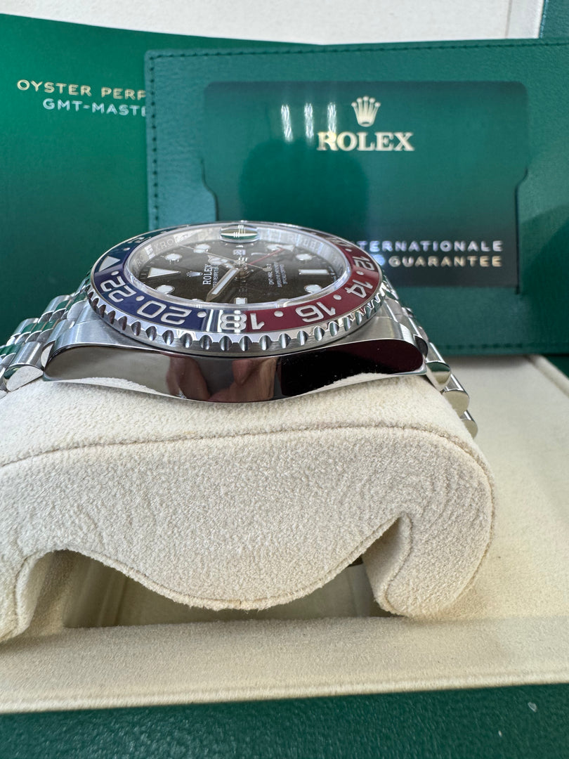 Rolex GMT-Master II "Pepsi" 2025 126710BLRO Jubilee