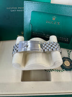 Load image into Gallery viewer, Rolex GMT-Master II &quot;Bruce Wayne&quot; 2025 126710GRNR Jubilee Stickers
