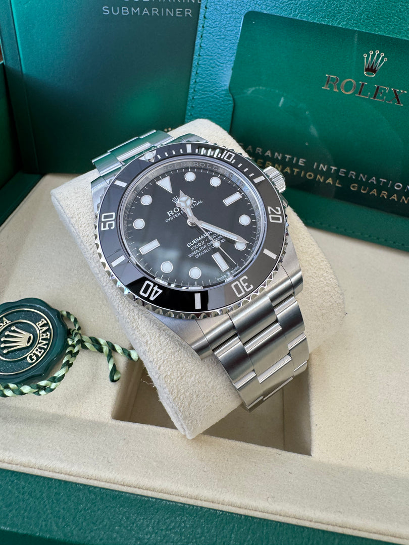 Rolex Submariner (No Date) 124060 2025