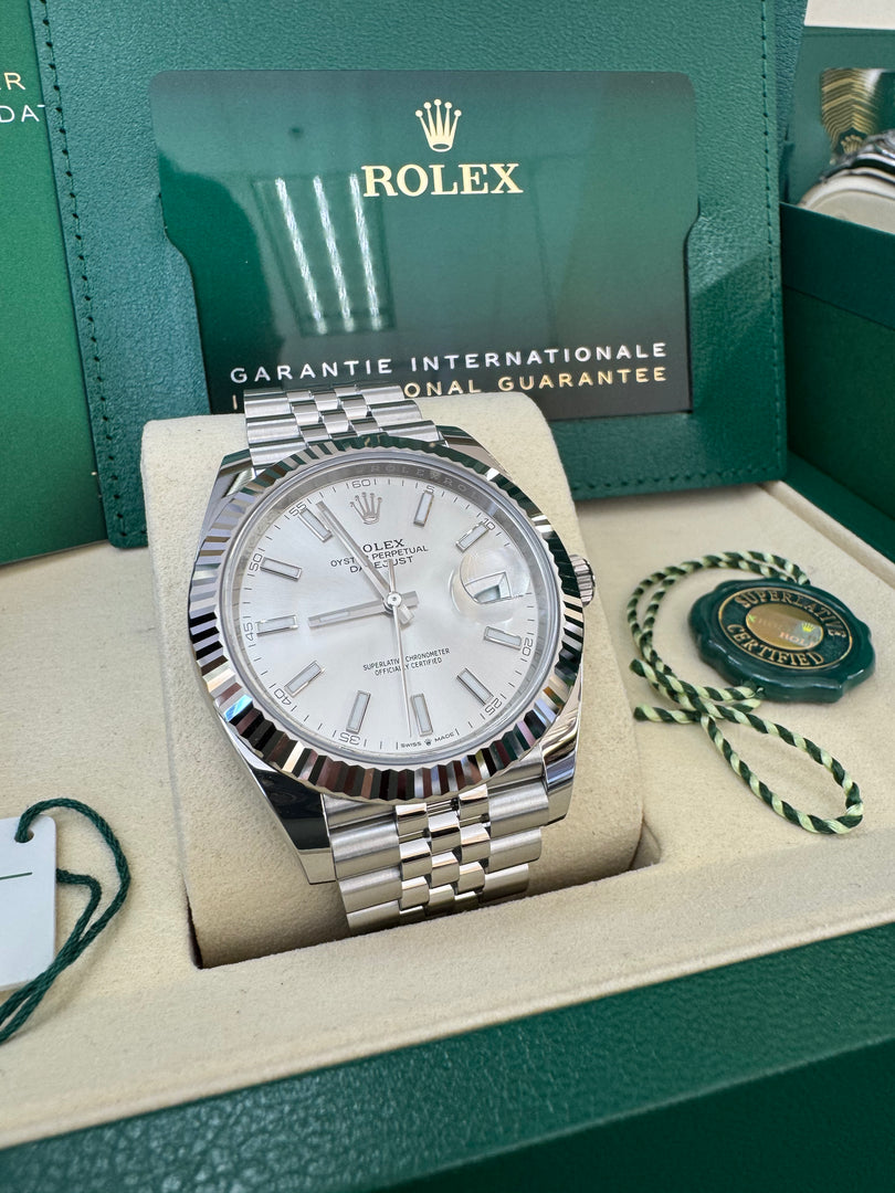 Rolex Datejust 41mm 126334 2025 Silver Index Dial Jubilee