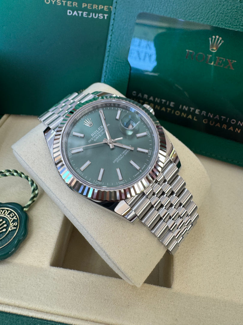 Rolex Datejust 41mm 126334 2025 Mint Green Dial Jubilee