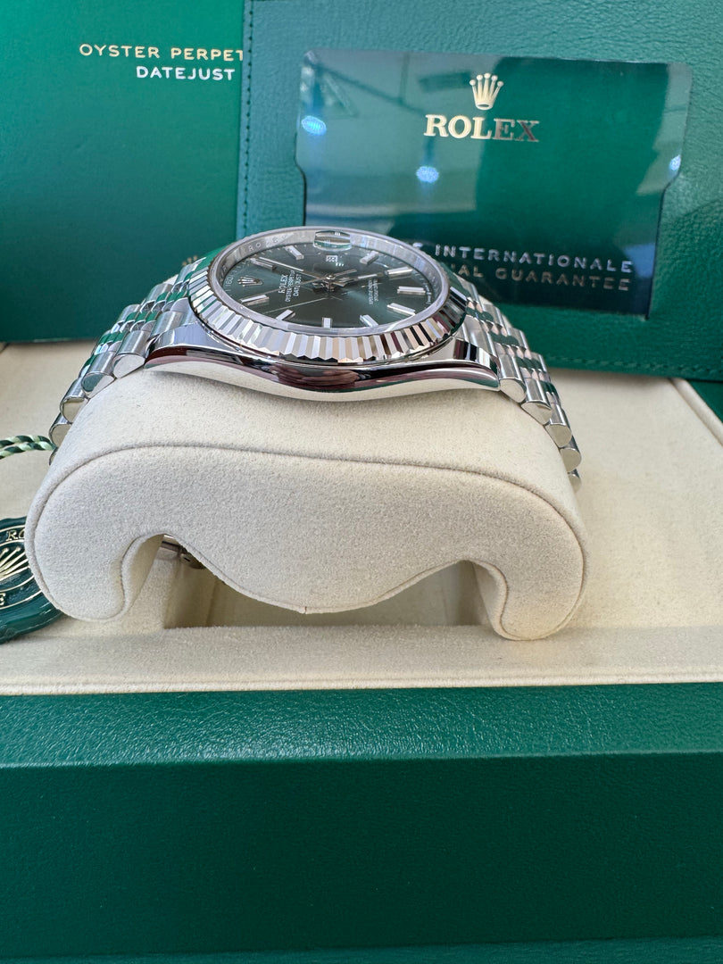 Rolex Datejust 41mm 126334 2025 Mint Green Dial Jubilee
